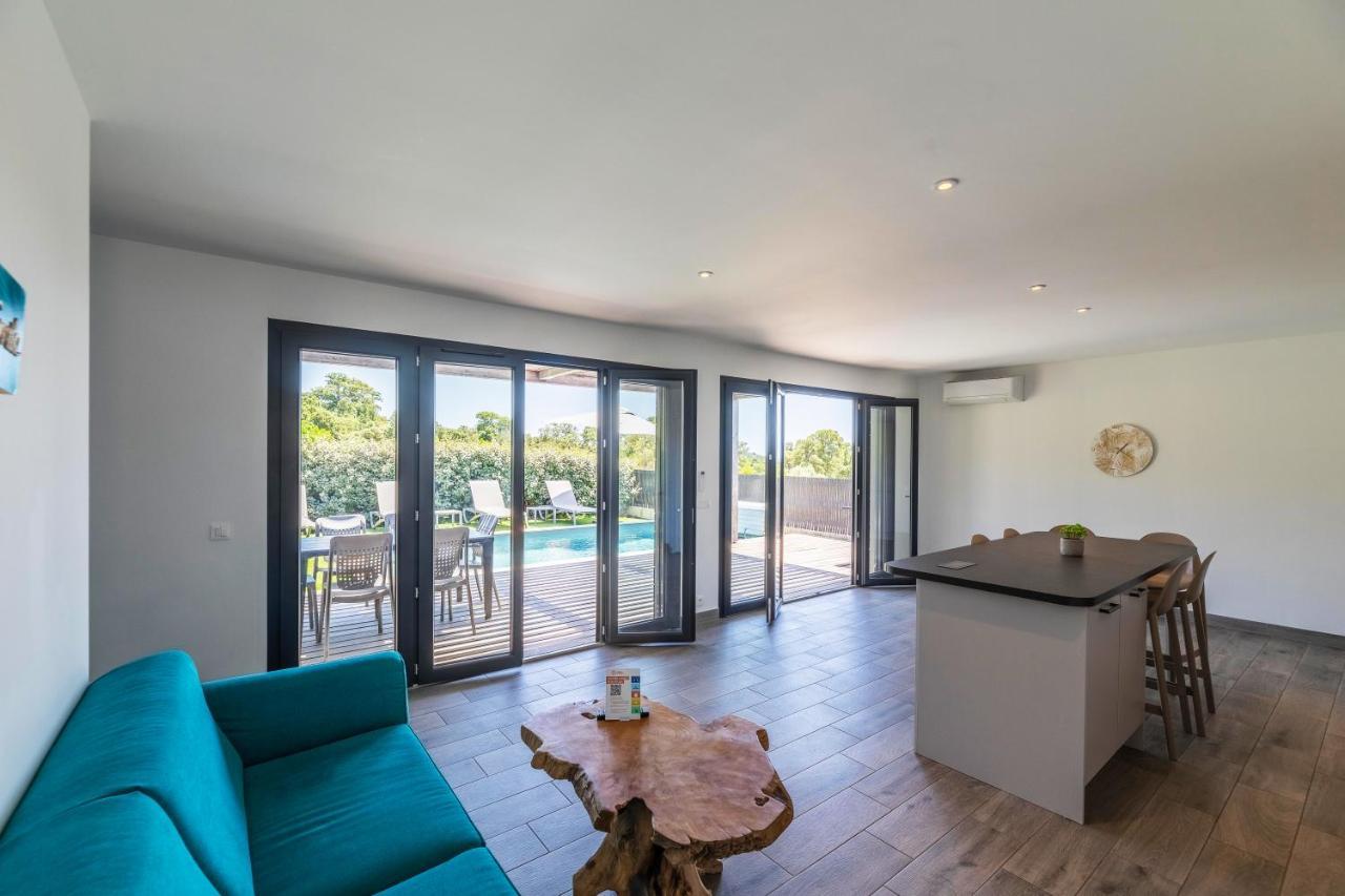 Résidence Pierre&Vacances Premium Les Terrasses d'Arsella Porto Vecchio Exterior foto